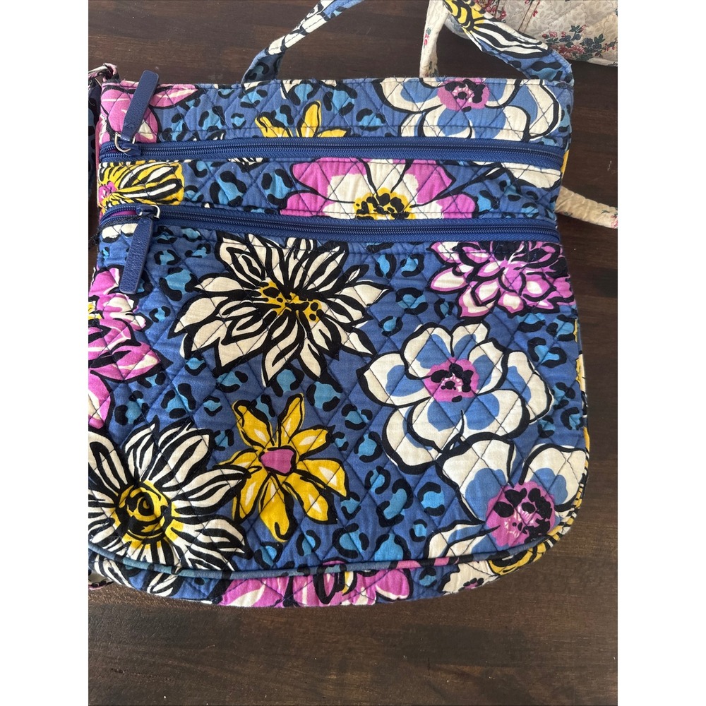Vera Bradley Hipster Crossbody African Violet Floral Leopard  Double Zip Bag‎ - Picture 3 of 7